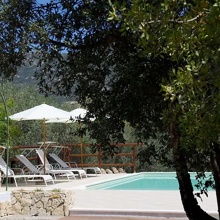 Con Piscina Solanas Вилла